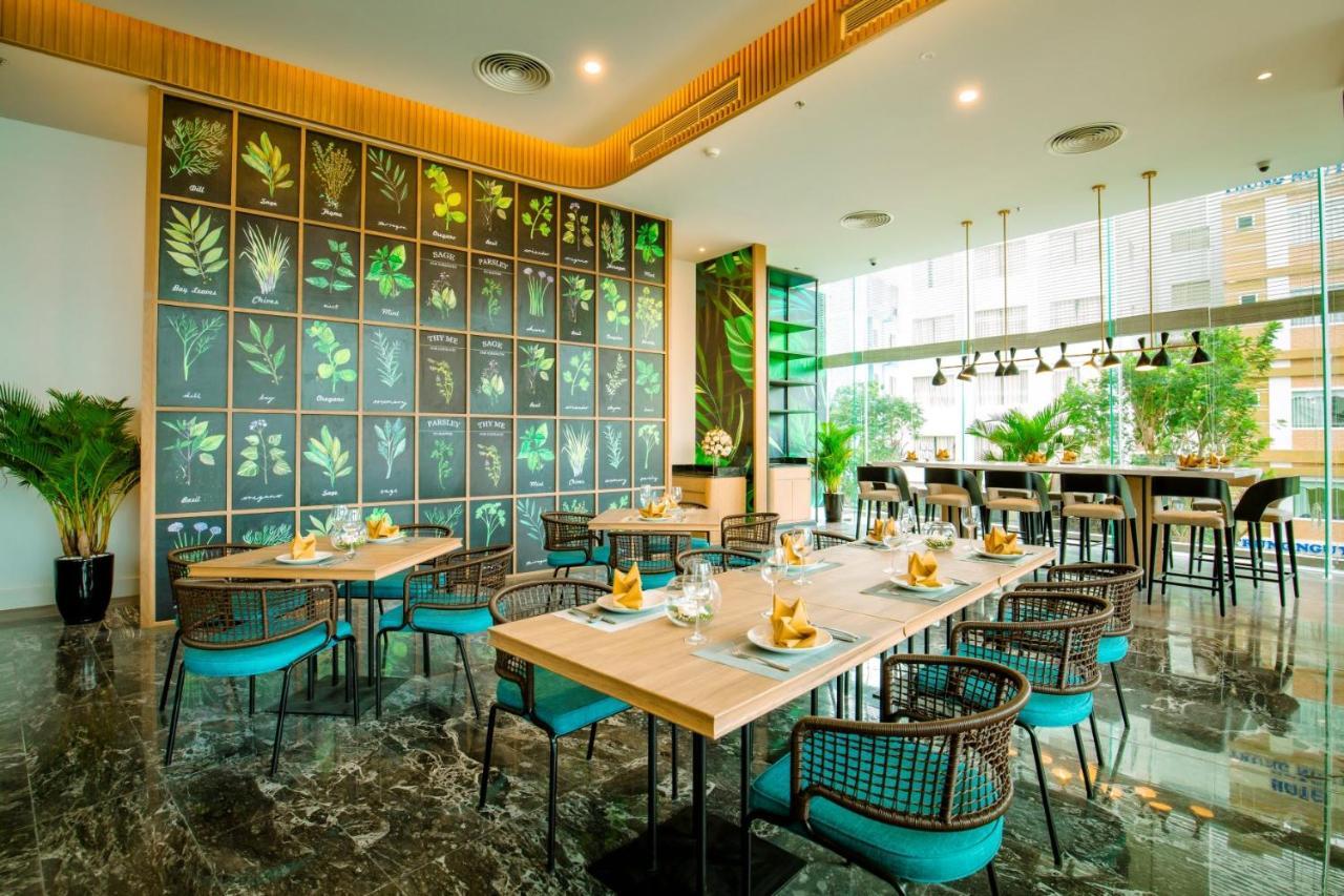 Flc City Hotel Beach Quy Nhon Exterior photo